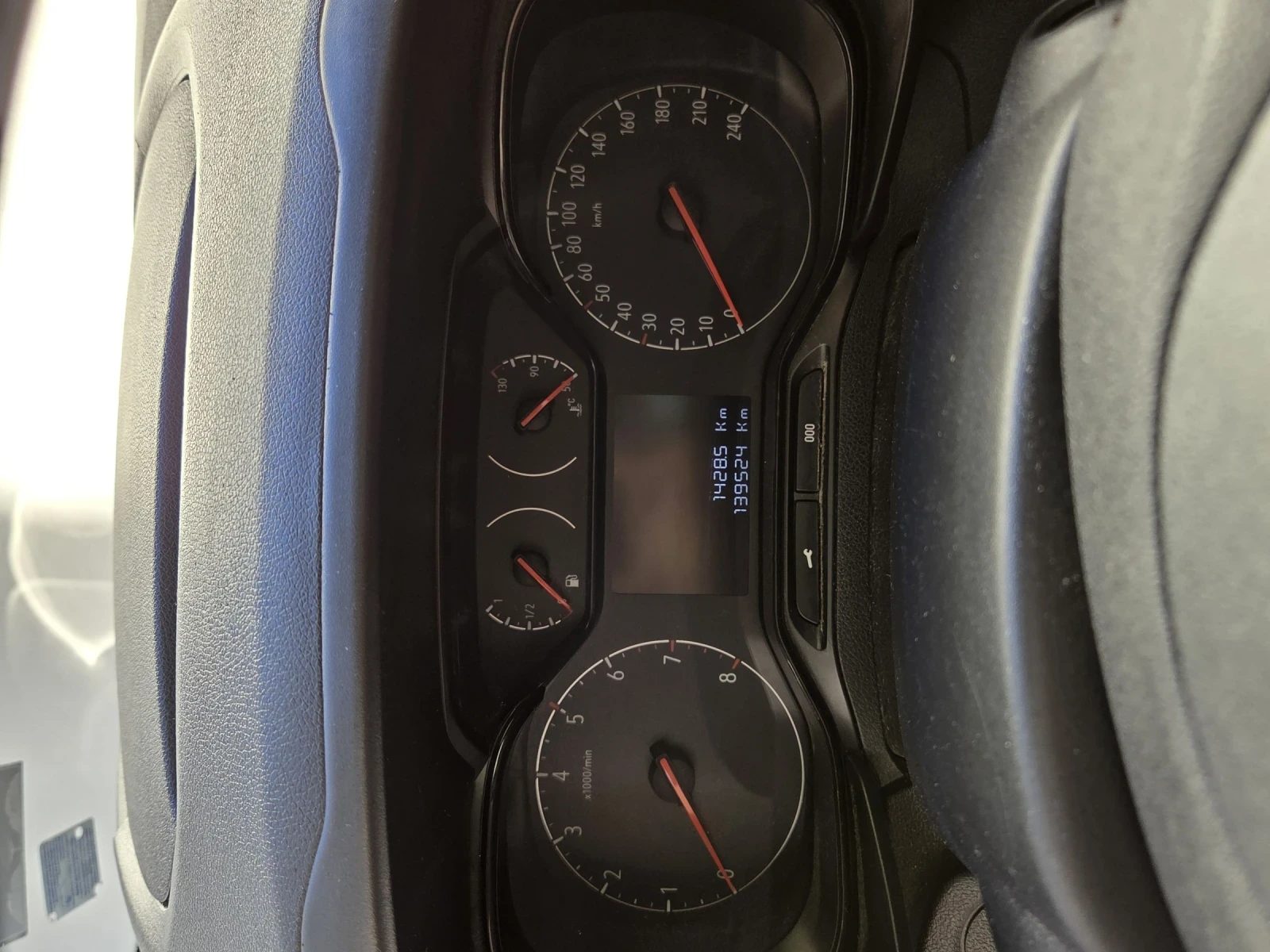 Opel Combo  - изображение 8