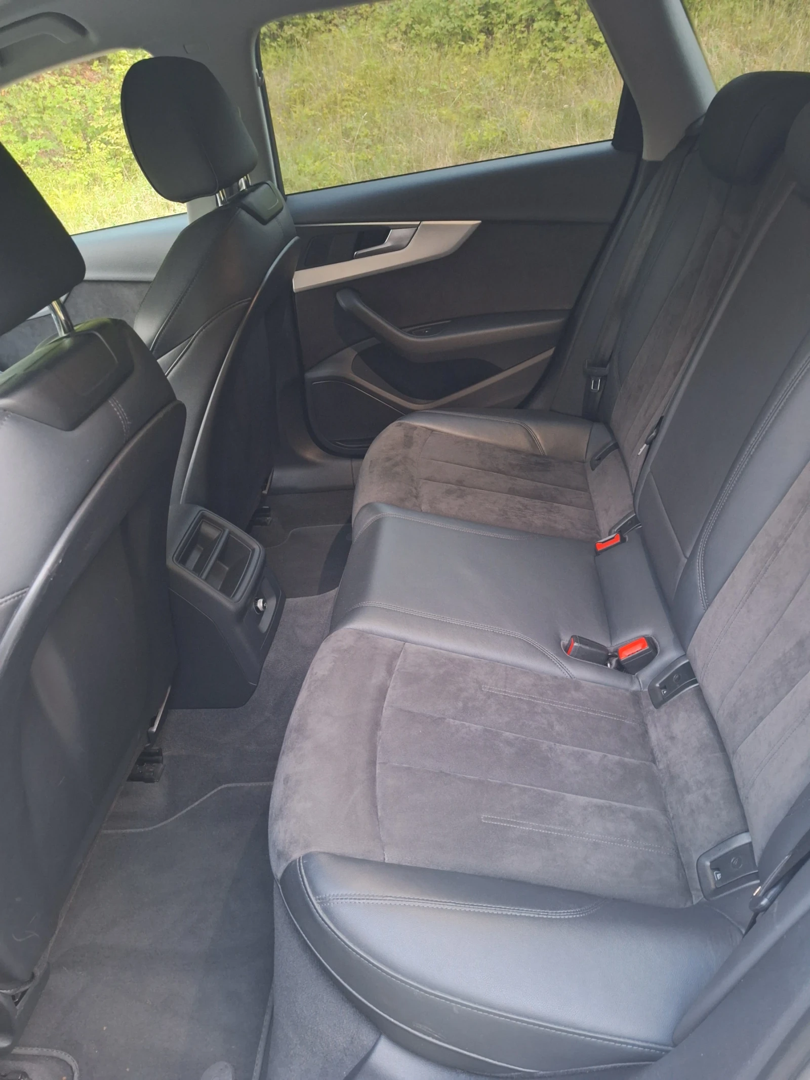 Audi A4 2.0 TDI  Sline  | Mobile.bg   13