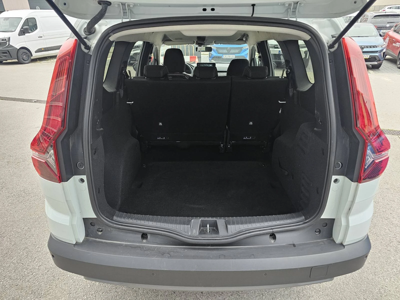 Dacia Jogger 1.0 TCe 90 Stop&Start LPG | Mobile.bg   13