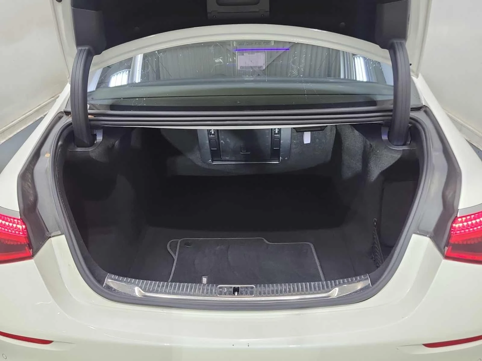 Mercedes-Benz S 580 CARFAX * *   * *  | Mobile.bg   7