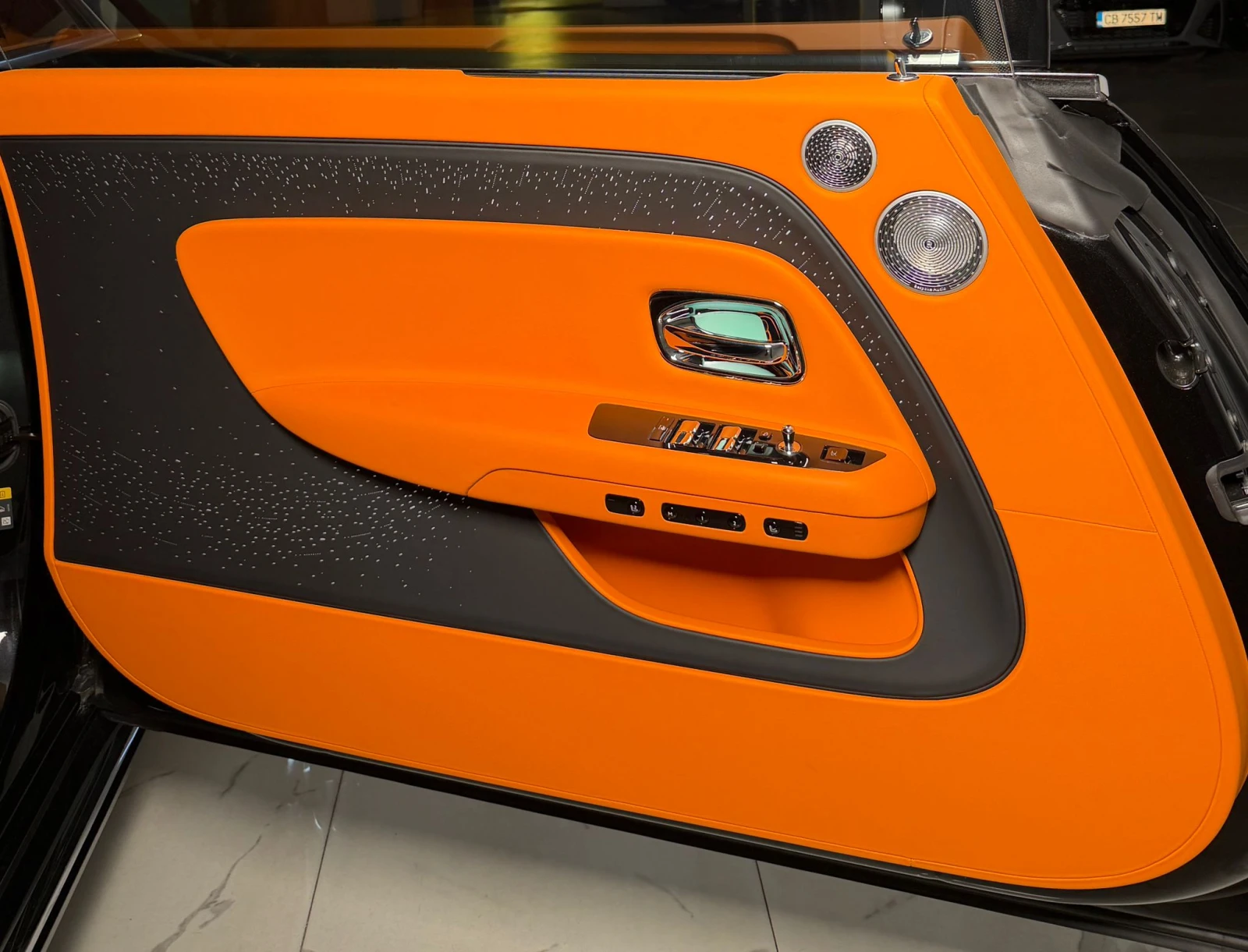 Rolls-Royce Spectre Shooting Star* HuD* BeSpoke - изображение 9