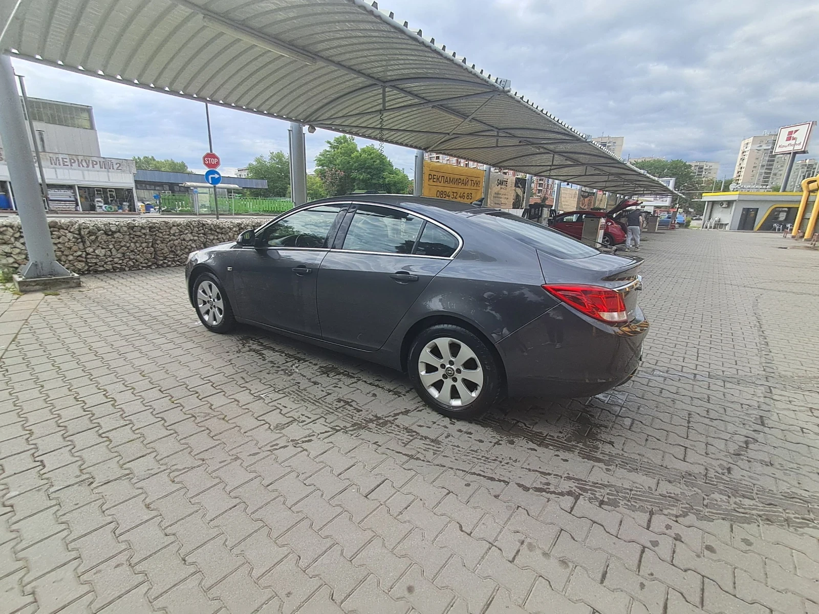 Opel Insignia 2.0cdti 131kc, снимка 9 - Автомобили и джипове - 54907074