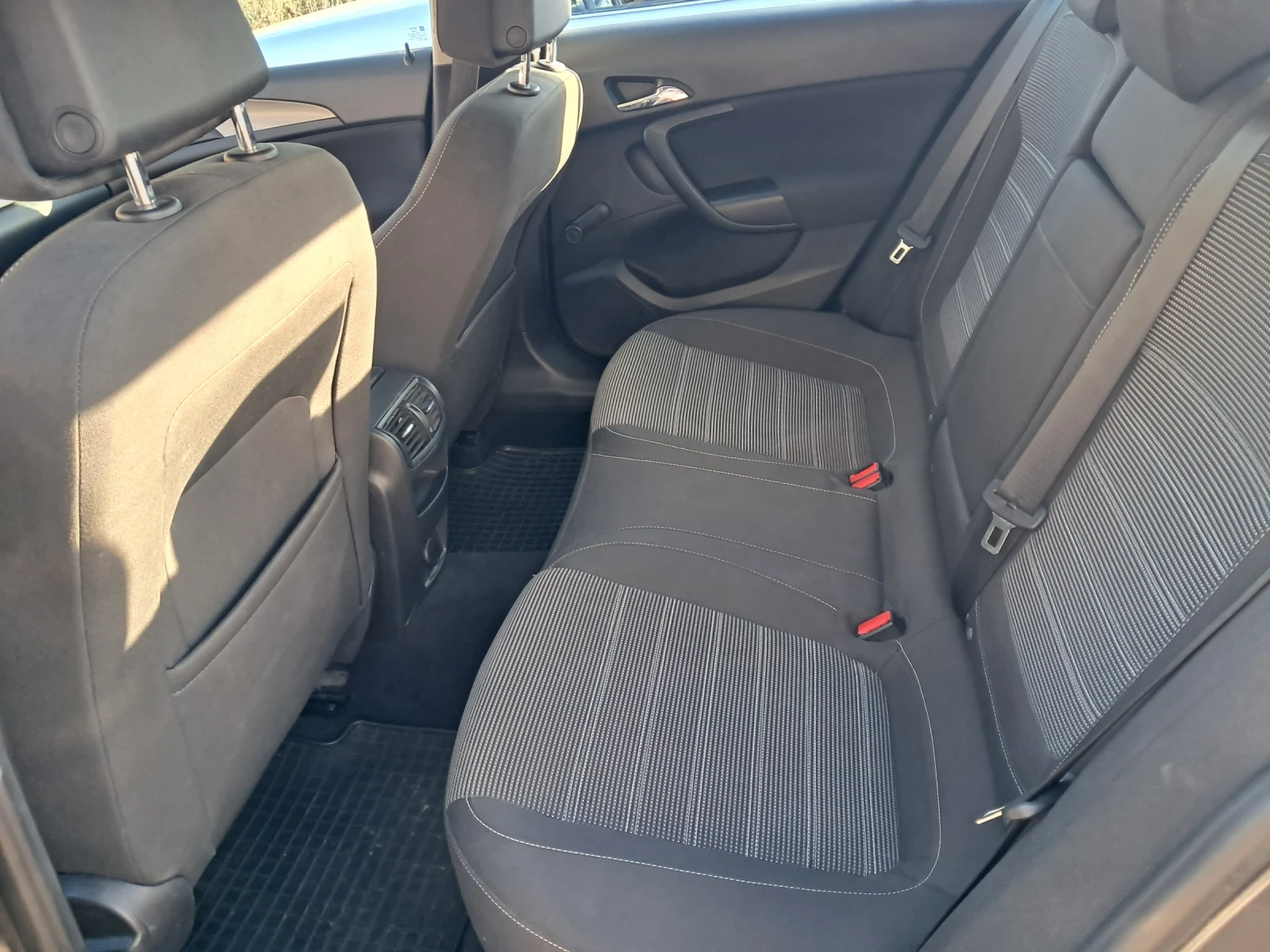 Opel Insignia 2.0cdti 131kc | Mobile.bg � ����������� 12