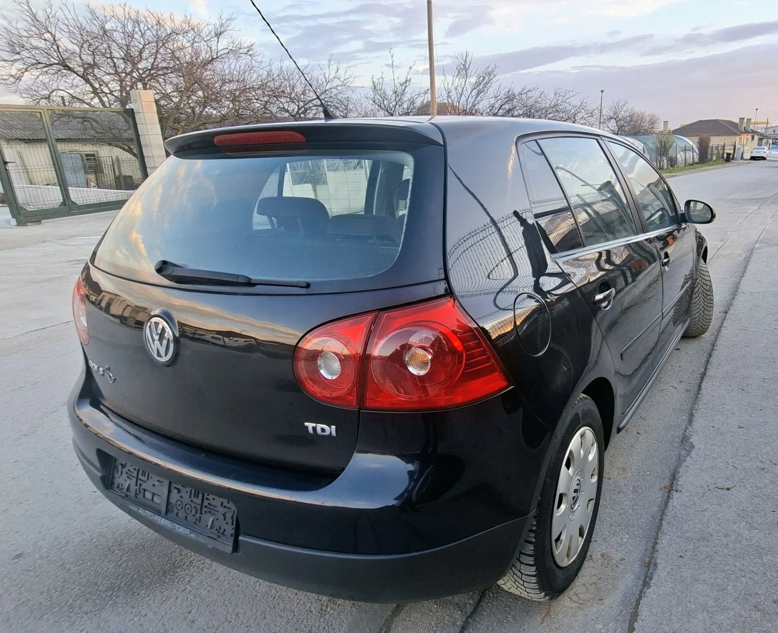 VW Golf 1.9TDI 90к.с. 2008г. - изображение 8