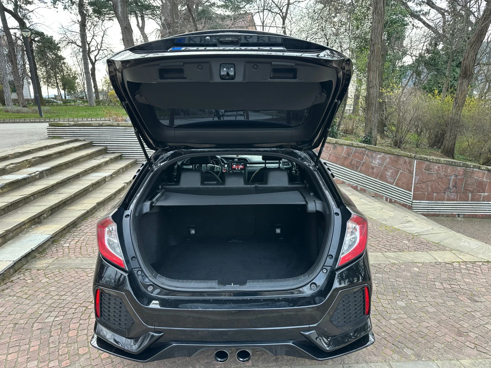 Honda Civic SPORT TOURING , снимка 8 - Автомобили и джипове - 53928249