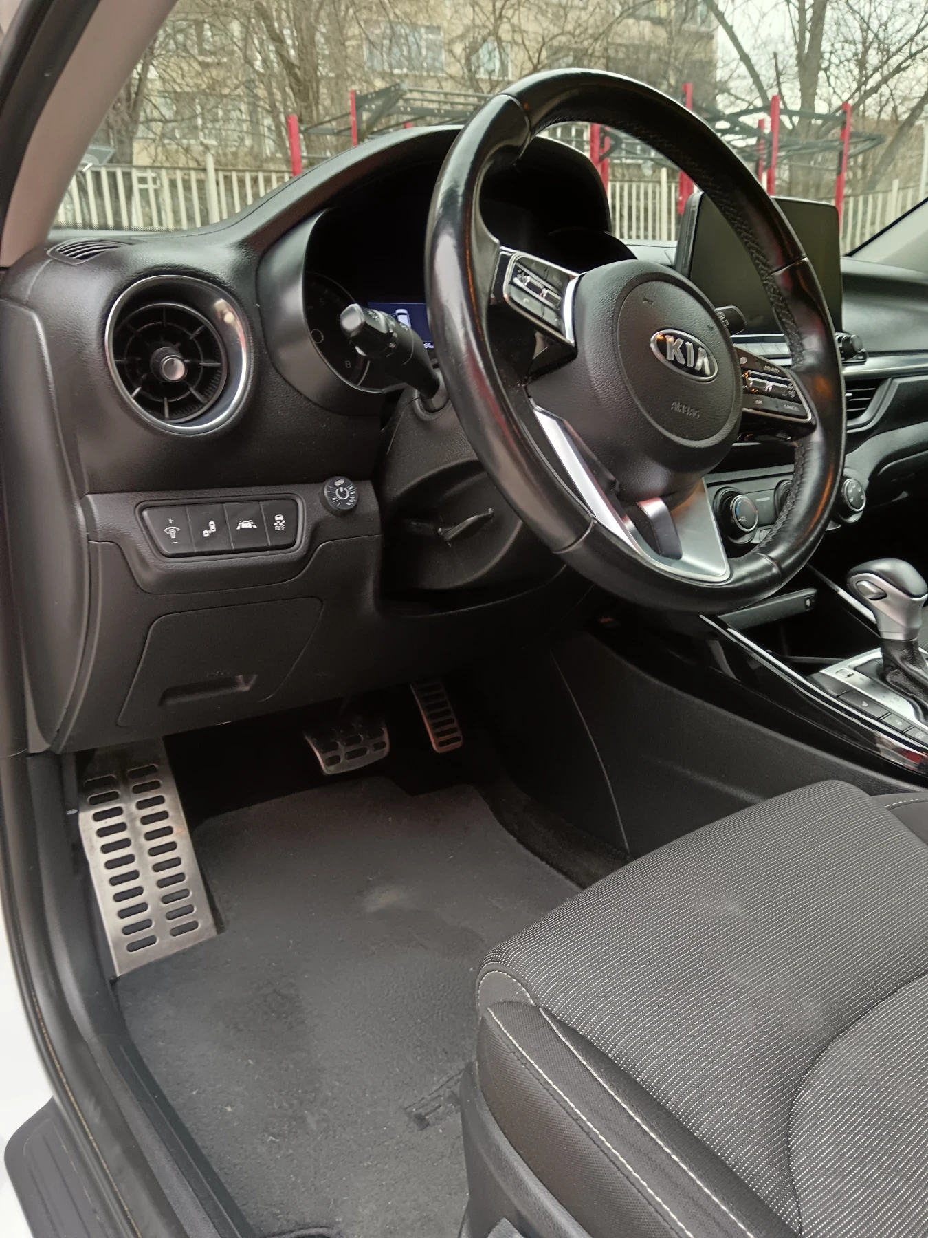 Kia Ceed FORTE 5 2.0 LPG, снимка 7 - Автомобили и джипове - 54452817