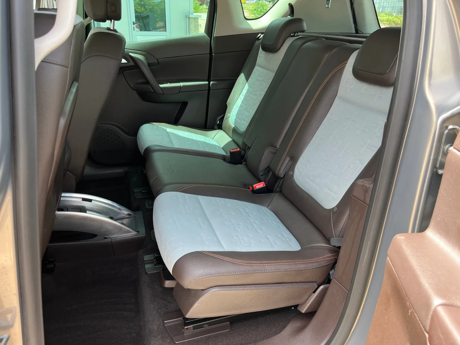 Opel Meriva 1.4, снимка 14 - Автомобили и джипове - 54506768