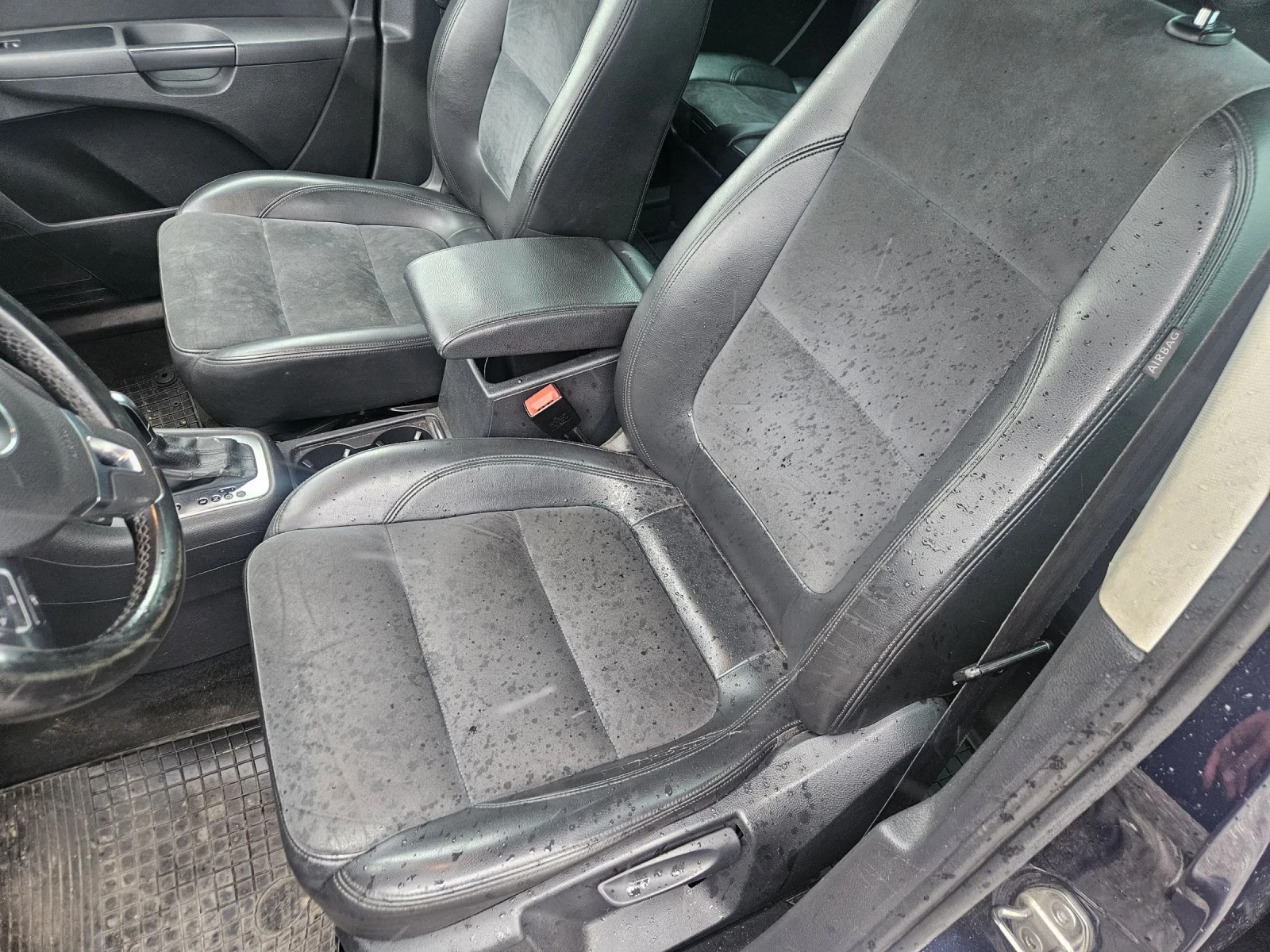 VW Sharan 2.0 TDI DSG , снимка 8 - Автомобили и джипове - 54575585