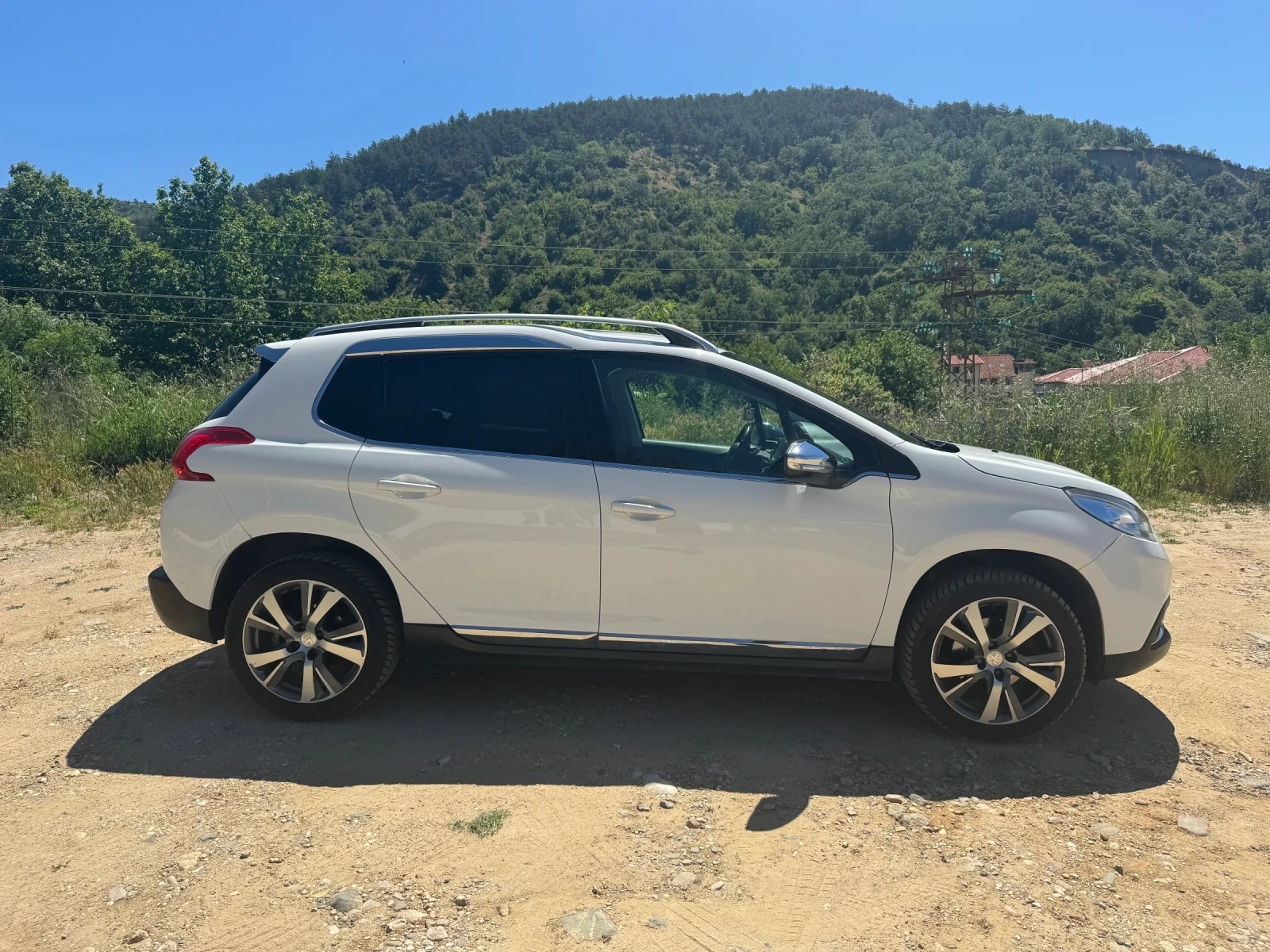 Peugeot 2008, снимка 3 - Автомобили и джипове - 54722969