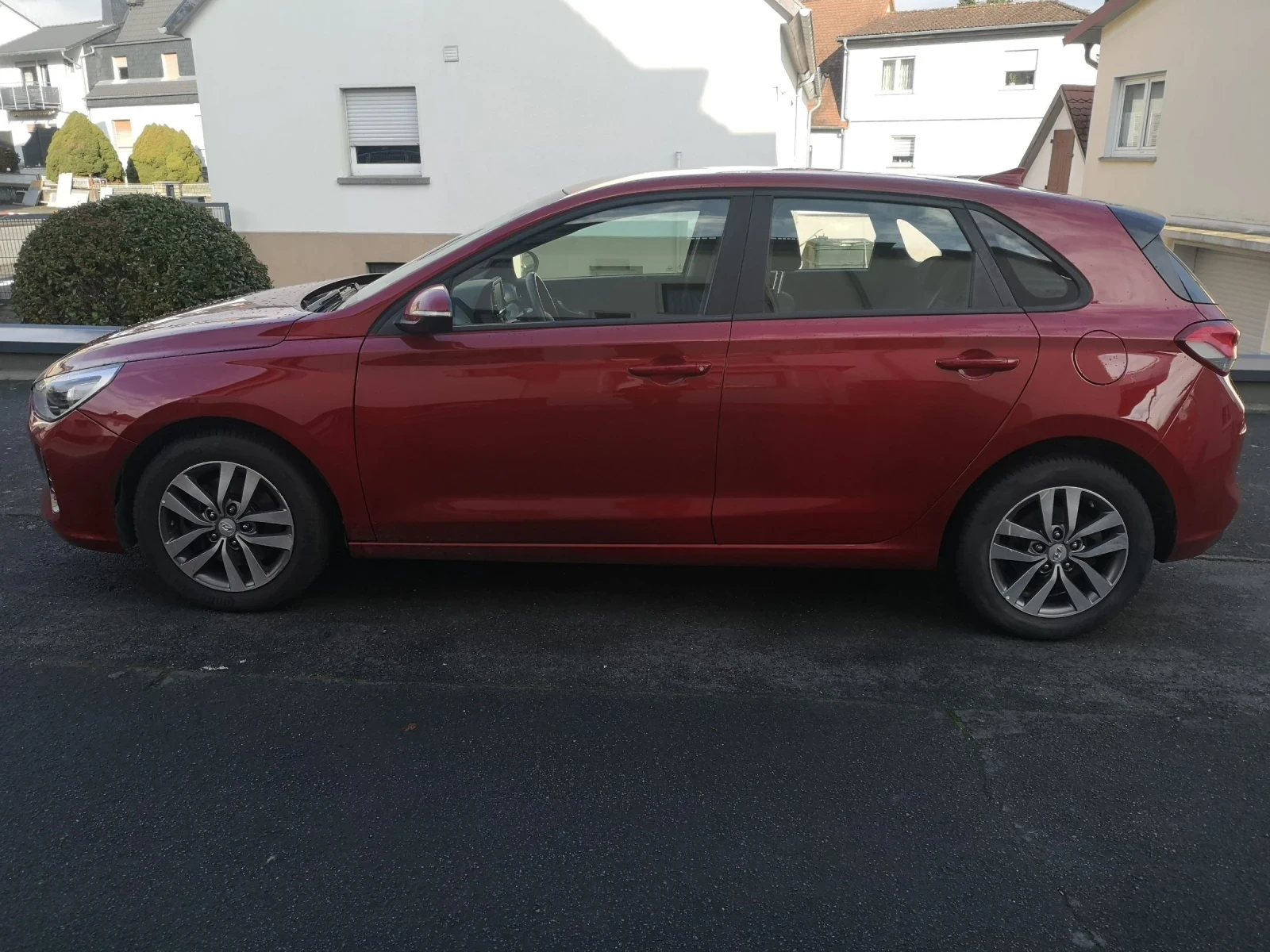 Hyundai I30 Trend, снимка 3 - Автомобили и джипове - 54767925