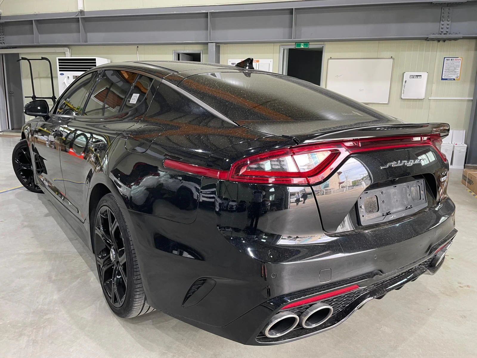 Kia Stinger 3.3 Turbo AWD ! GT !, снимка 6 - Автомобили и джипове - 54932541