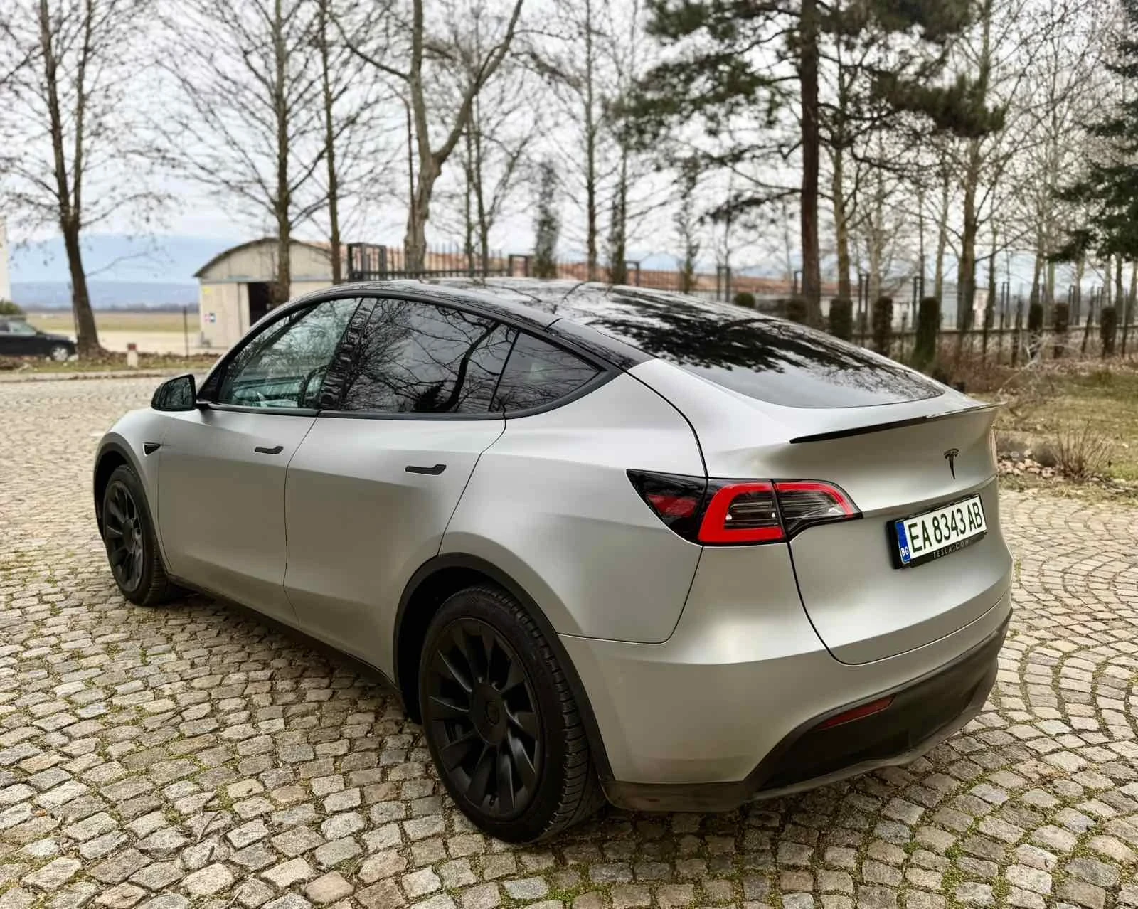 Tesla Model Y Dual Motor Long Range, снимка 6 - Автомобили и джипове - 54953667