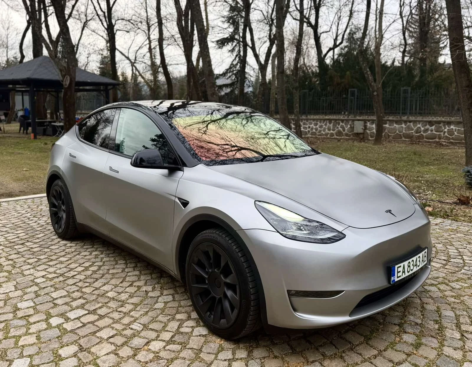 Tesla Model Y Dual Motor Long Range, снимка 3 - Автомобили и джипове - 54953667