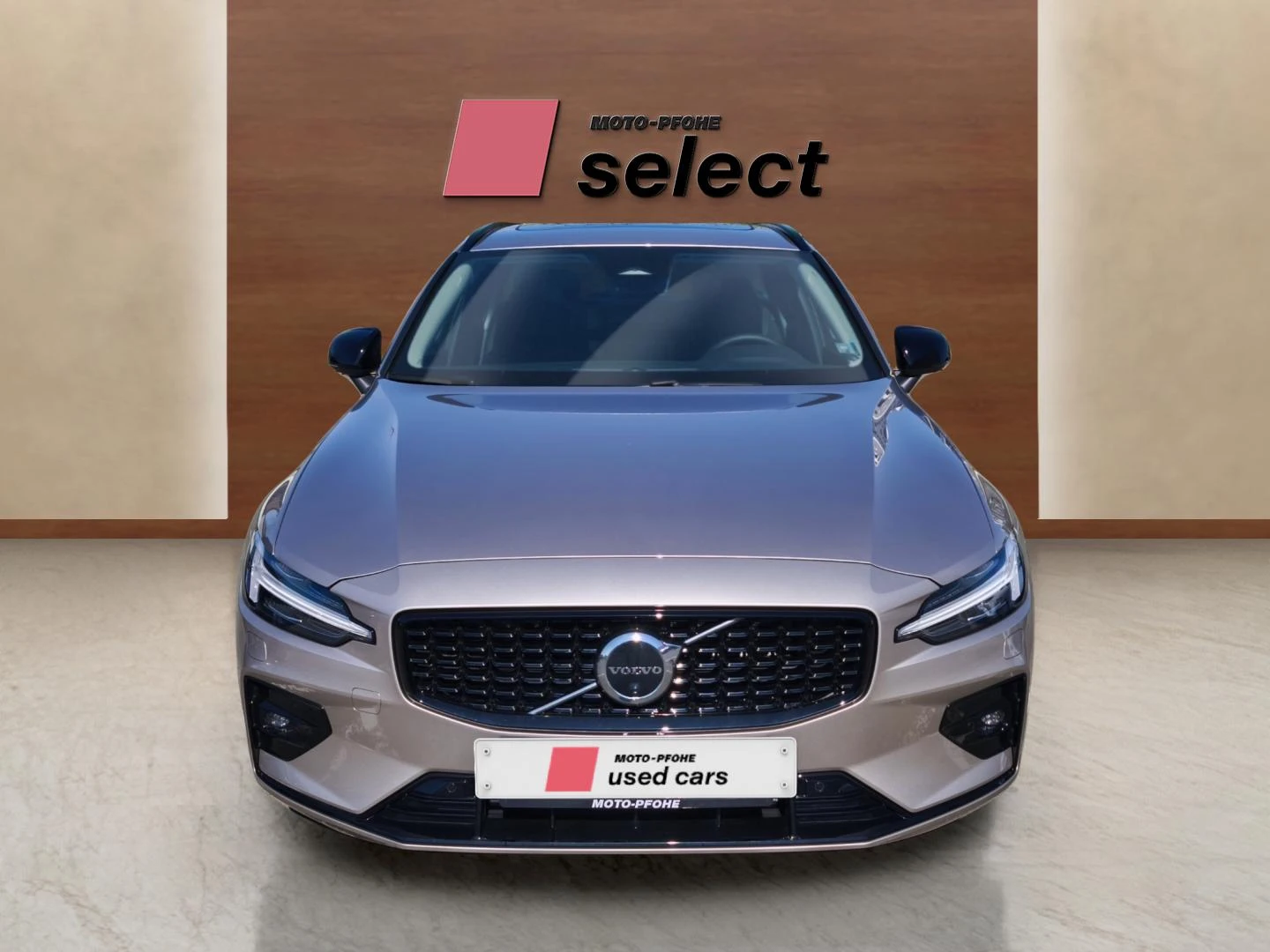 Volvo V60 2.0, снимка 6 - Автомобили и джипове - 55003917
