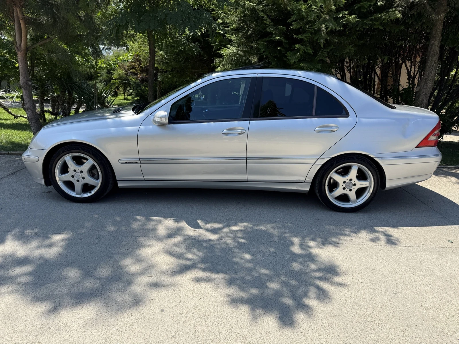 Mercedes-Benz C 320 ГАЗОВ ИНЖ., снимка 4 - Автомобили и джипове - 55189332
