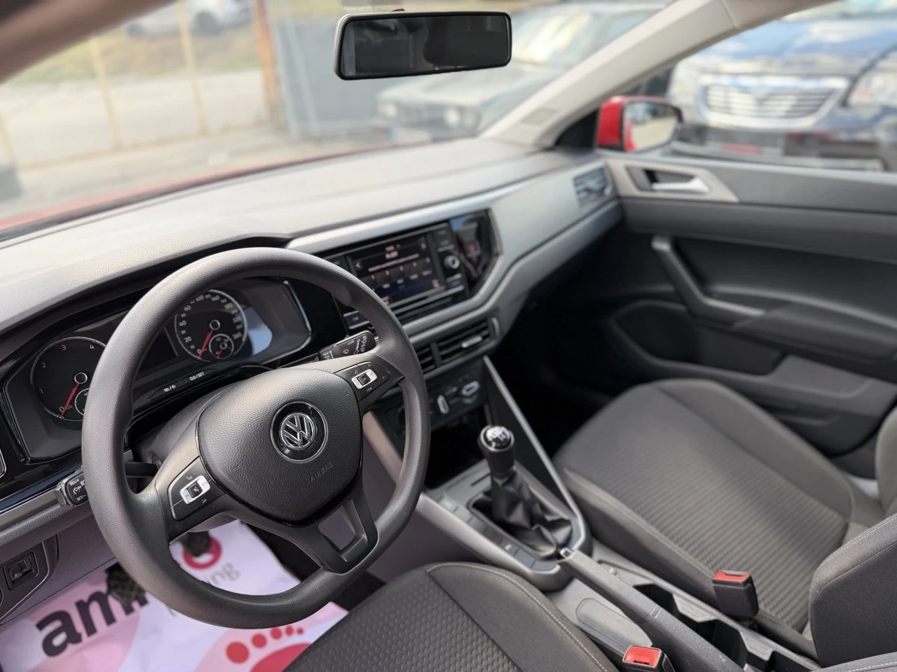 VW Polo 1.6TDI, снимка 10 - Автомобили и джипове - 55296848