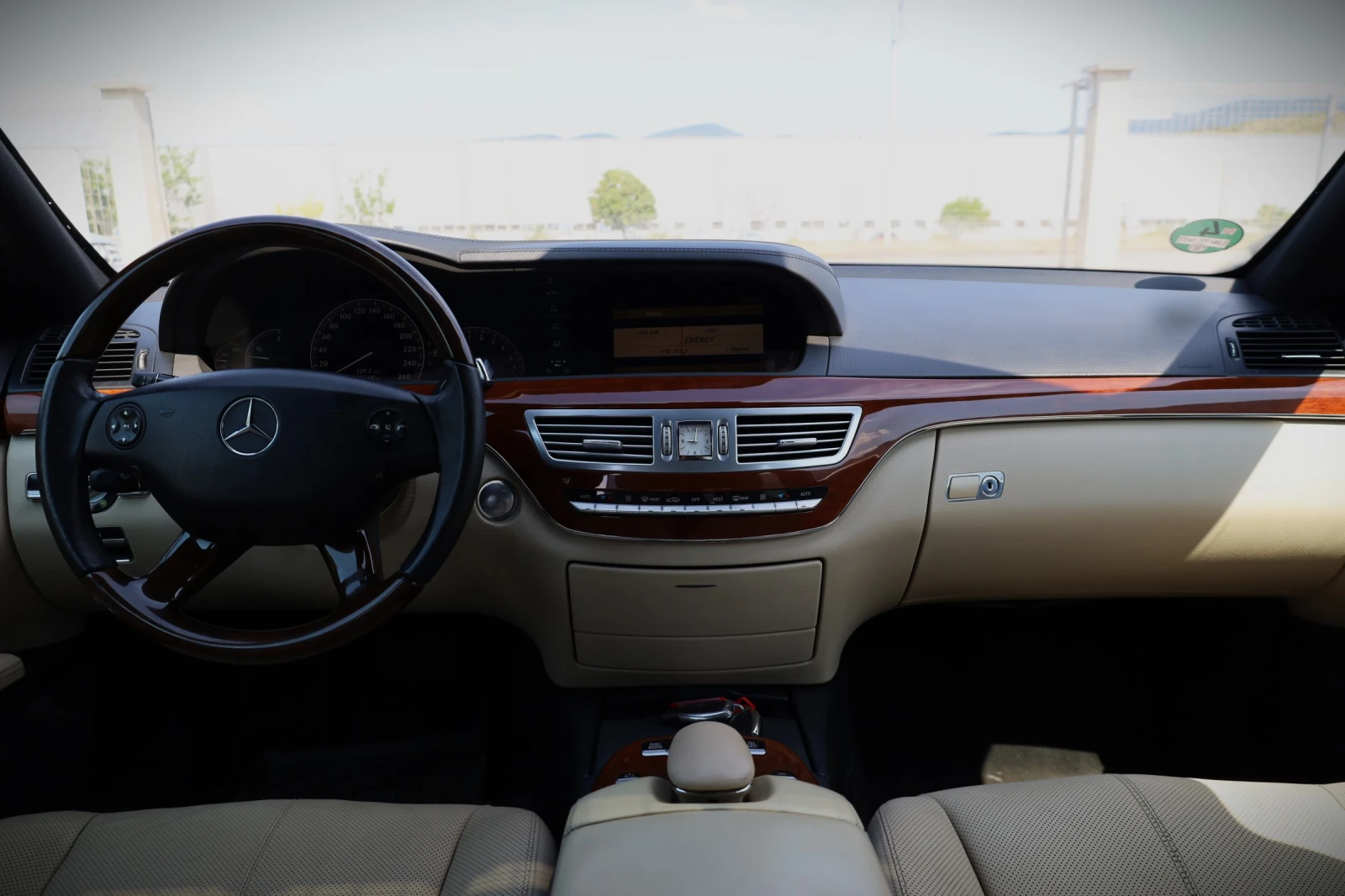 Mercedes-Benz S 500 5.5 БЕНЗИН/ГАЗ, снимка 9 - Автомобили и джипове - 55402770