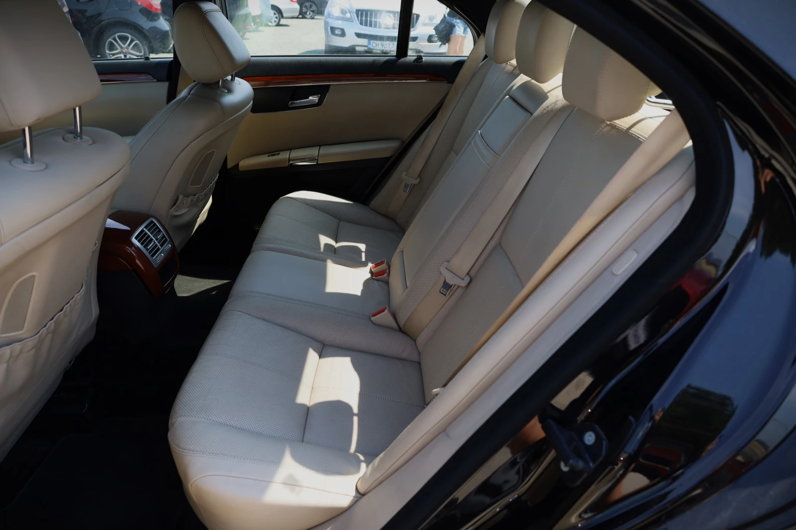 Mercedes-Benz S 500 5.5 БЕНЗИН/ГАЗ, снимка 16 - Автомобили и джипове - 55402770