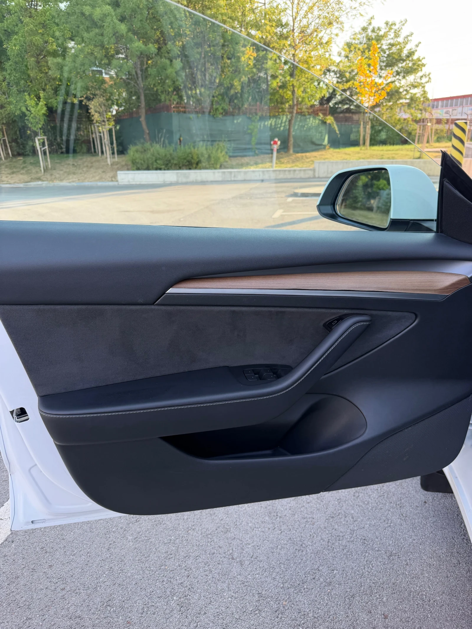 Tesla Model 3 RWD / LFP | Mobile.bg � ����������� 6