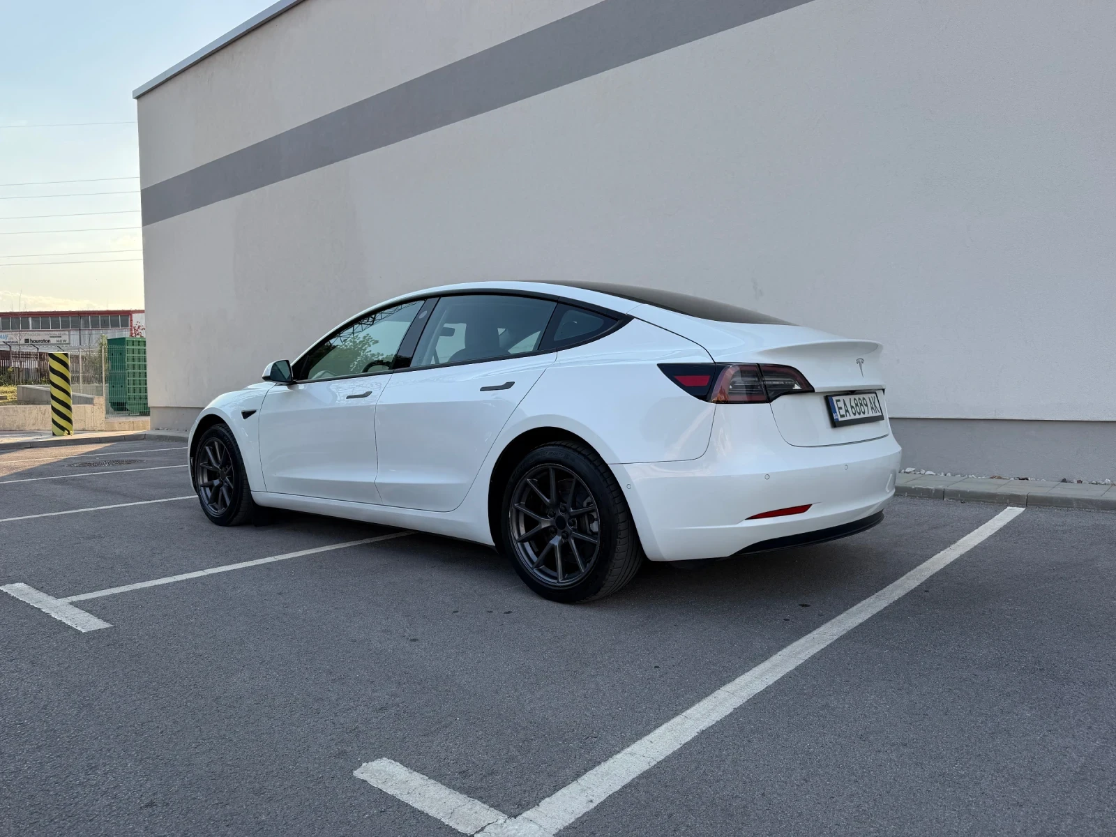 Tesla Model 3 Standart range / LFP, снимка 7 - Автомобили и джипове - 55566010