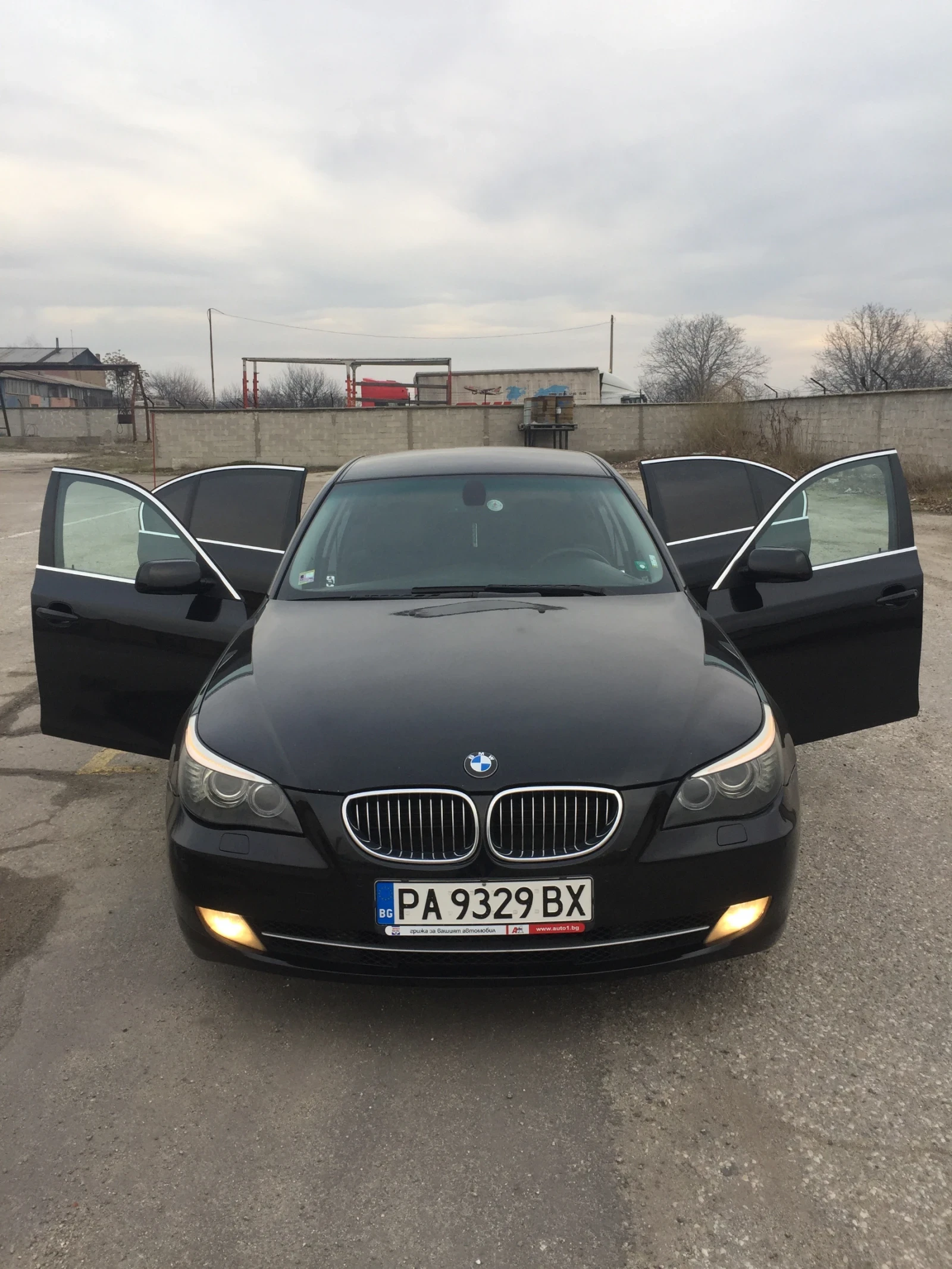 BMW 525 Facelift, снимка 2 - Автомобили и джипове - 55618493