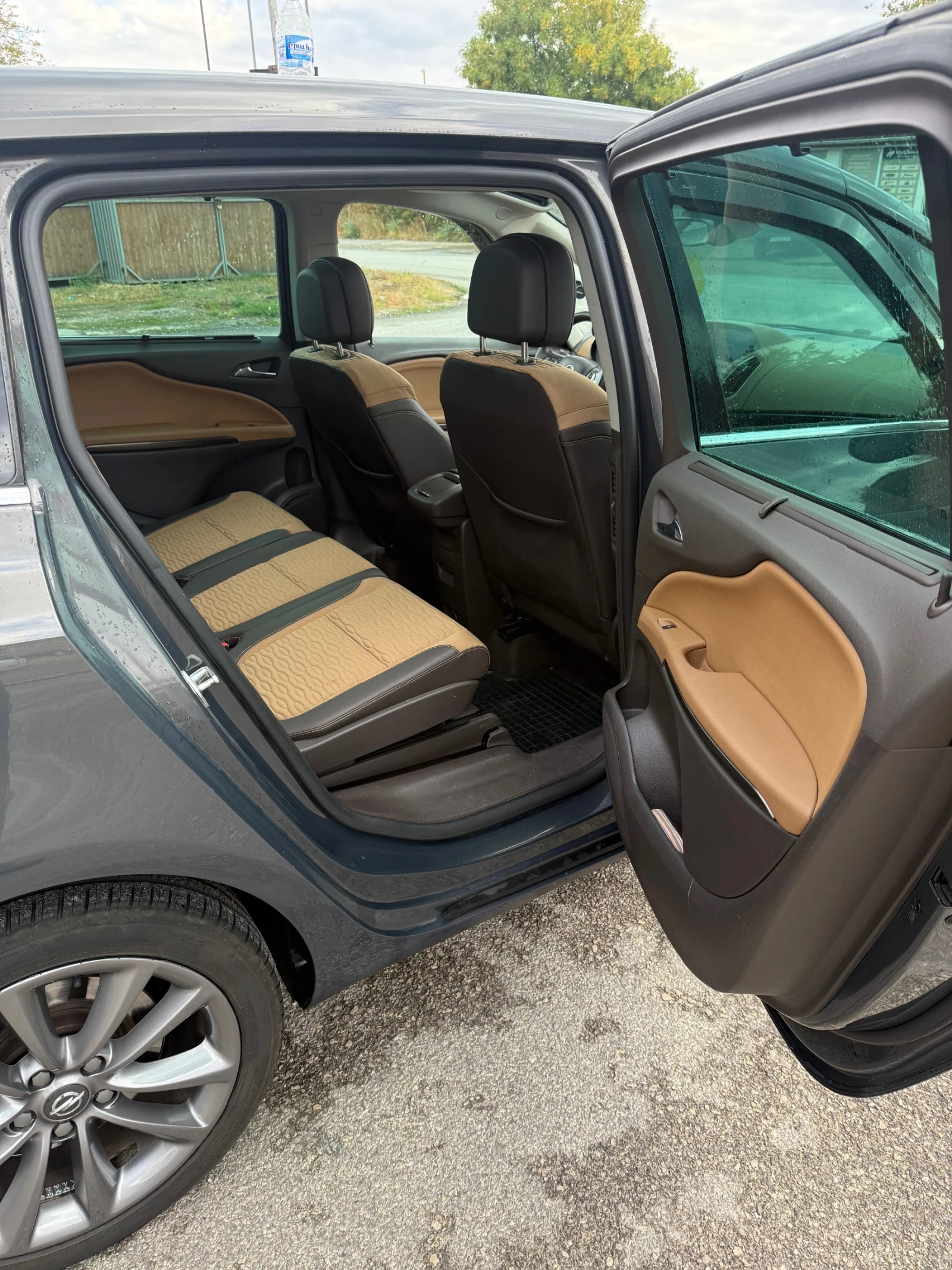 Opel Zafira COSMO PANORAMA 7 МЕСТА, снимка 13 - Автомобили и джипове - 56242427