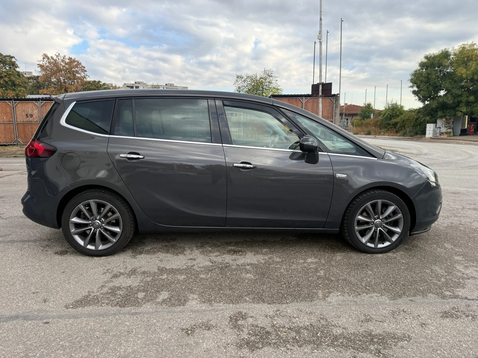 Opel Zafira COSMO PANORAMA 7 МЕСТА, снимка 8 - Автомобили и джипове - 56242427