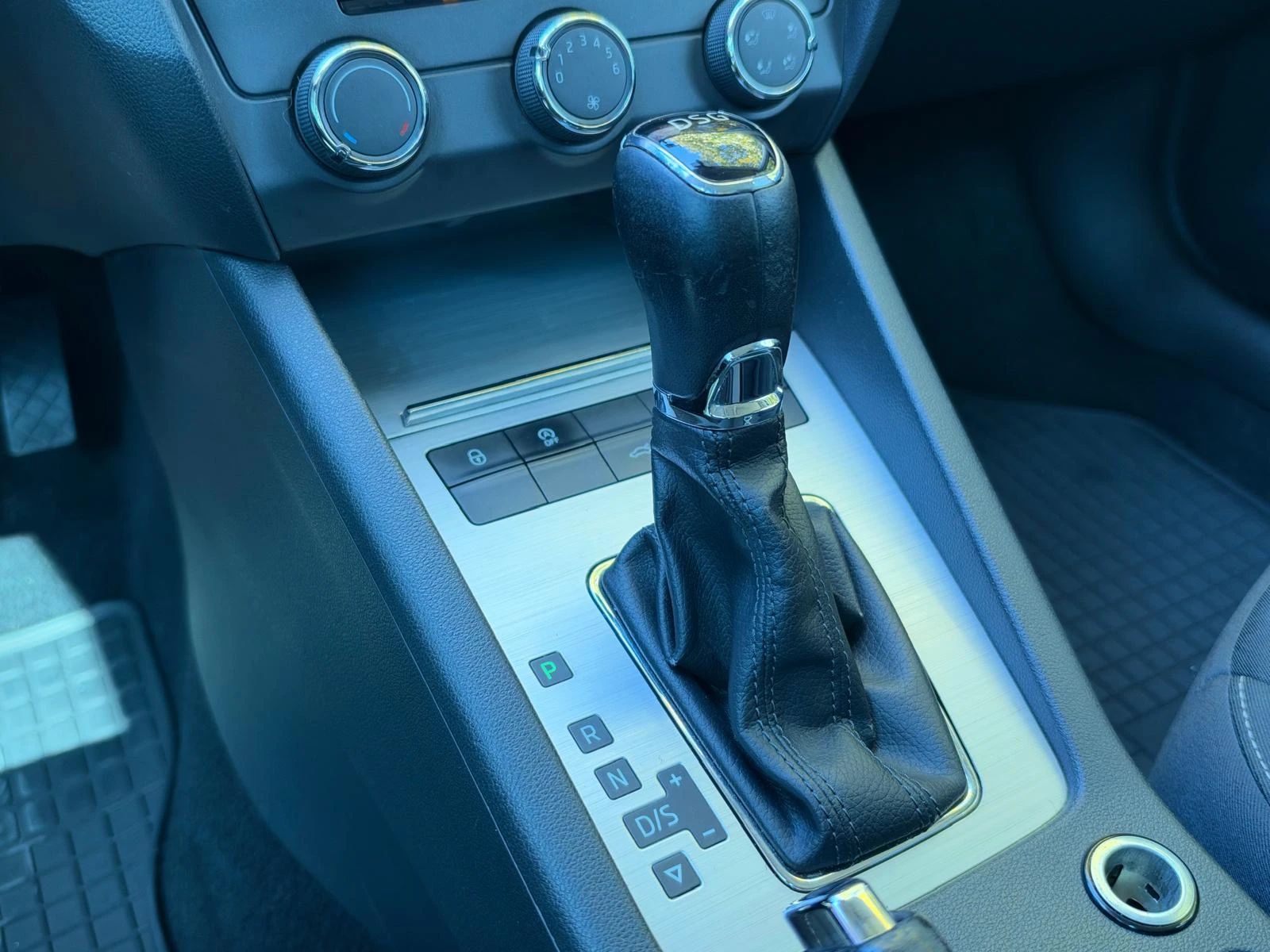 Skoda Octavia 1.6tdi DSG* ACC* Navi* Park Assist*  | Mobile.bg � ����������� 13