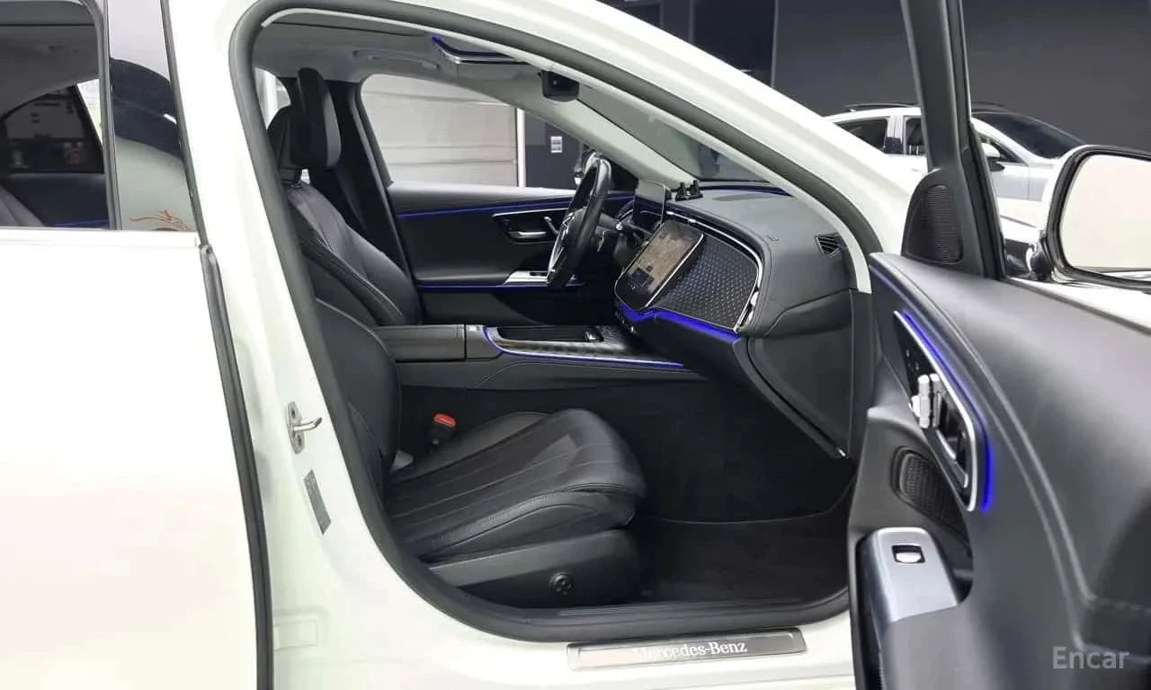 Mercedes-Benz E 220, снимка 11 - Автомобили и джипове - 56684766
