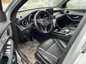 Mercedes-Benz GLC 300 ПАНОРАМА * 2 КЛЮЧА * CARFAX * АВТО КРЕДИТ * , снимка 8