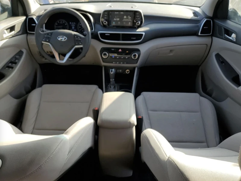 Hyundai Tucson, снимка 8 - Автомобили и джипове - 48601085