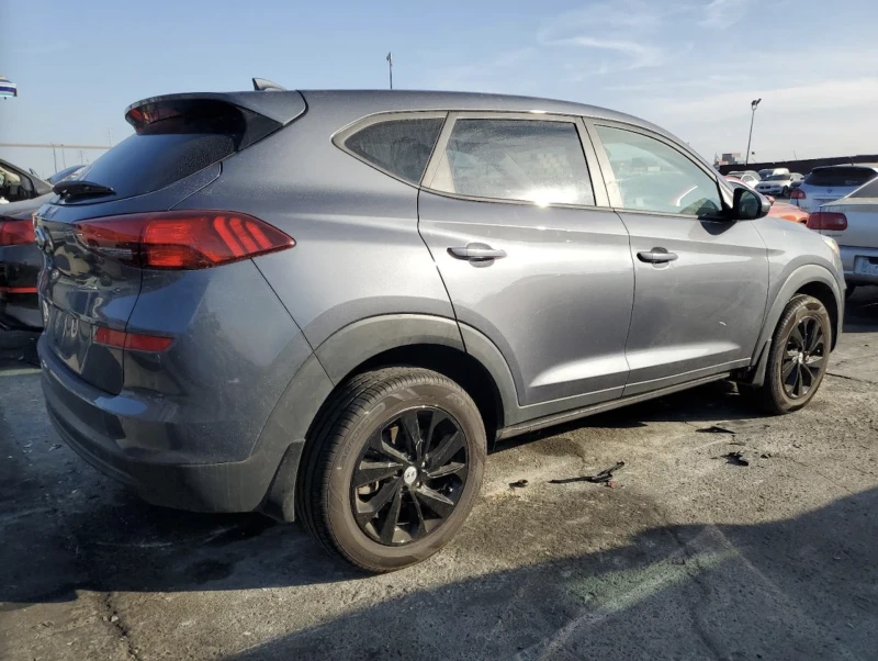 Hyundai Tucson, снимка 5 - Автомобили и джипове - 48601085