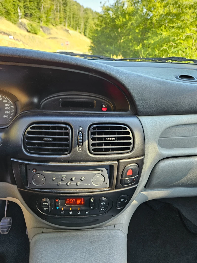 Renault Scenic rx4, снимка 8 - Автомобили и джипове - 48822659