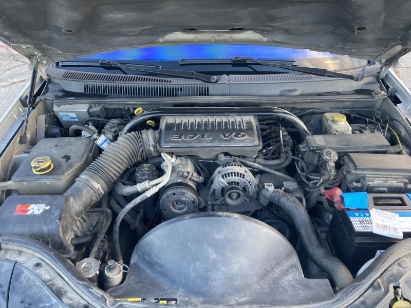 Jeep Grand cherokee 3.7 Laredo LPG, снимка 14 - Автомобили и джипове - 52978561