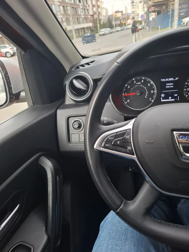 Dacia Duster, снимка 5 - Автомобили и джипове - 53010284