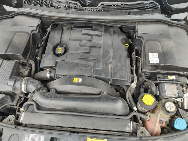 Land Rover Range Rover Sport, снимка 13 - Автомобили и джипове - 53508752