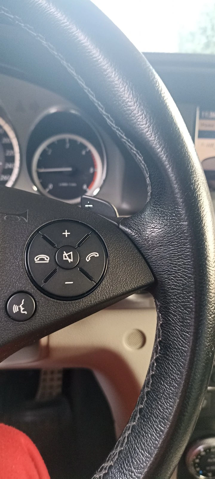 Mercedes-Benz GLK, снимка 17 - Автомобили и джипове - 52472276