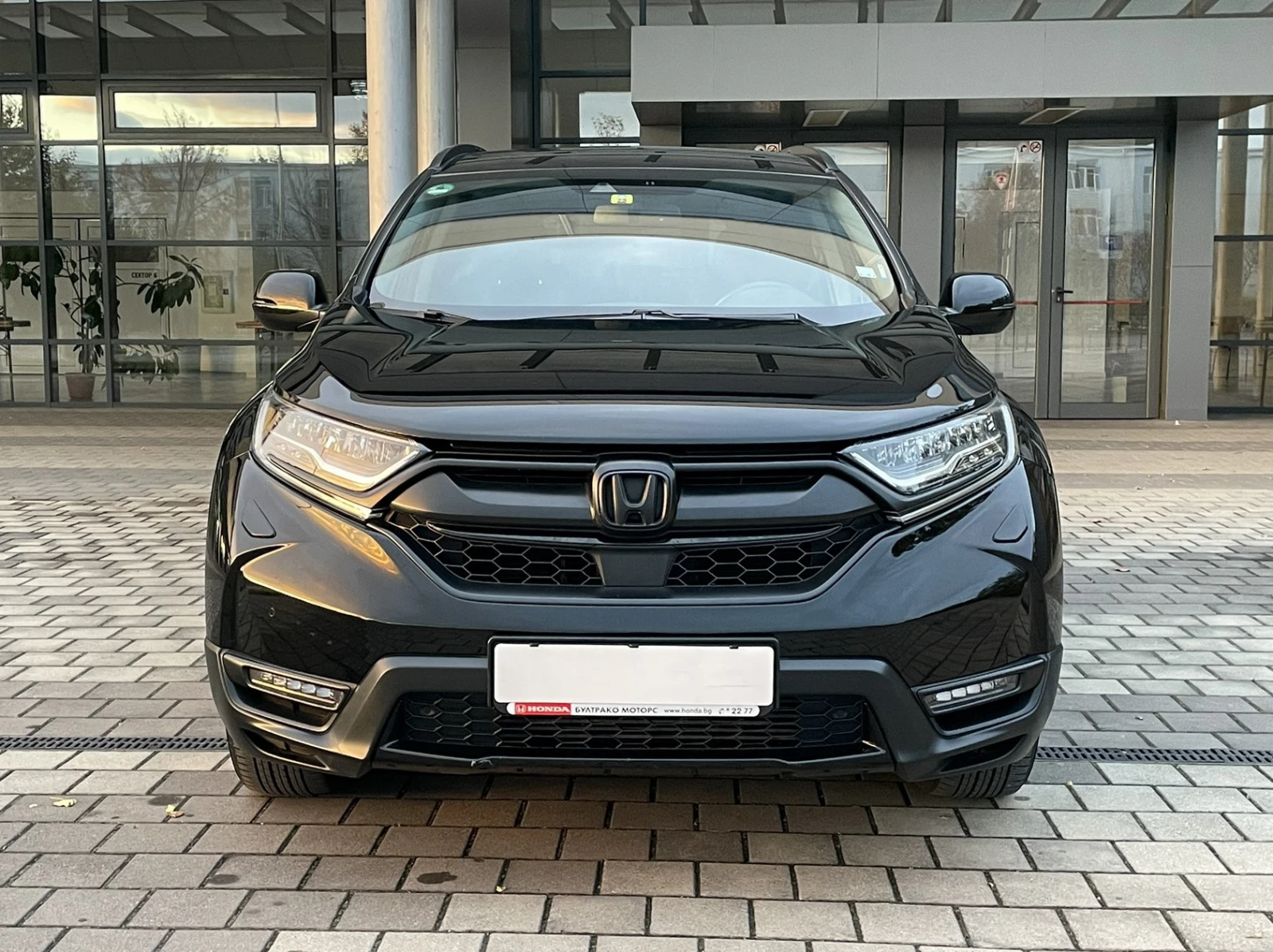 Honda Cr-v 1.5 VTEC Premium Turbo  AT - изображение 2