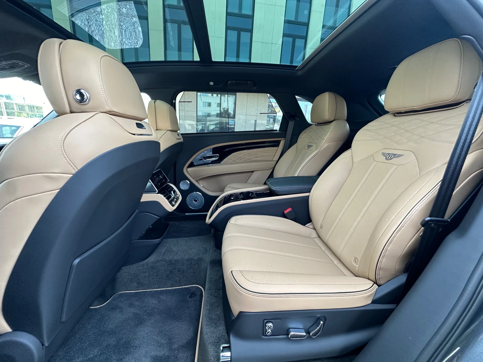 Bentley Bentayga Azure First Edition Naim Automatic Door Close | Mobile.bg   14