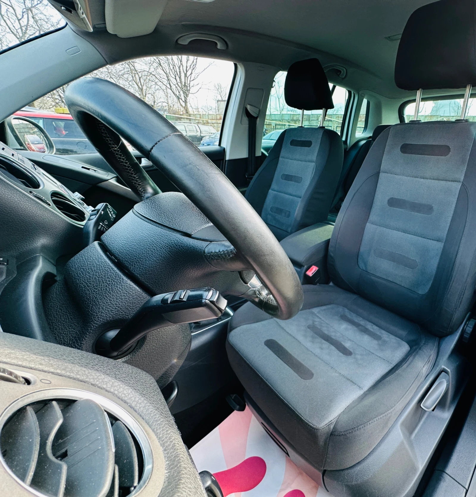 VW Tiguan 2.0TDI-140 44 | Mobile.bg   15