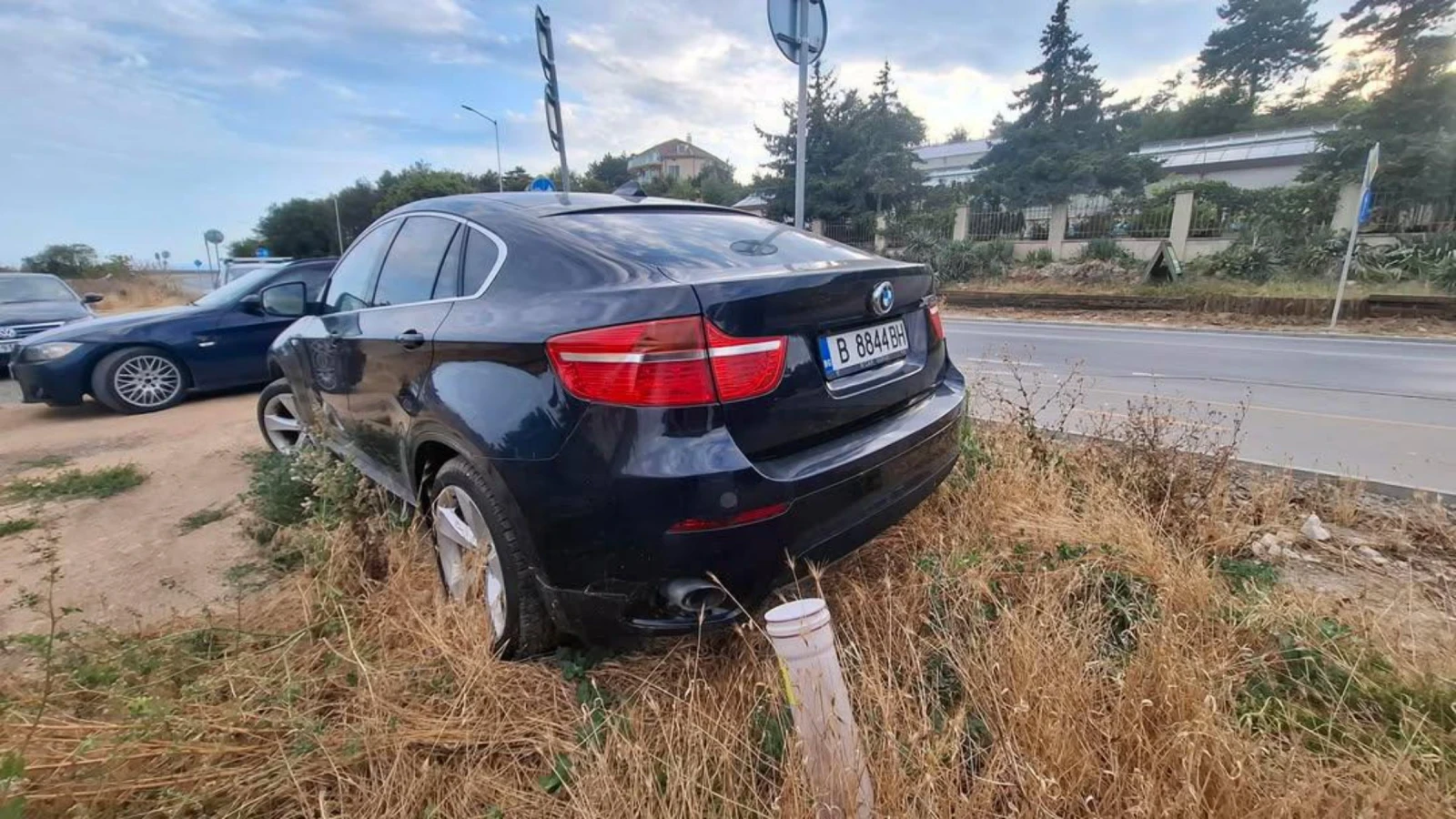 BMW X6  - изображение 2