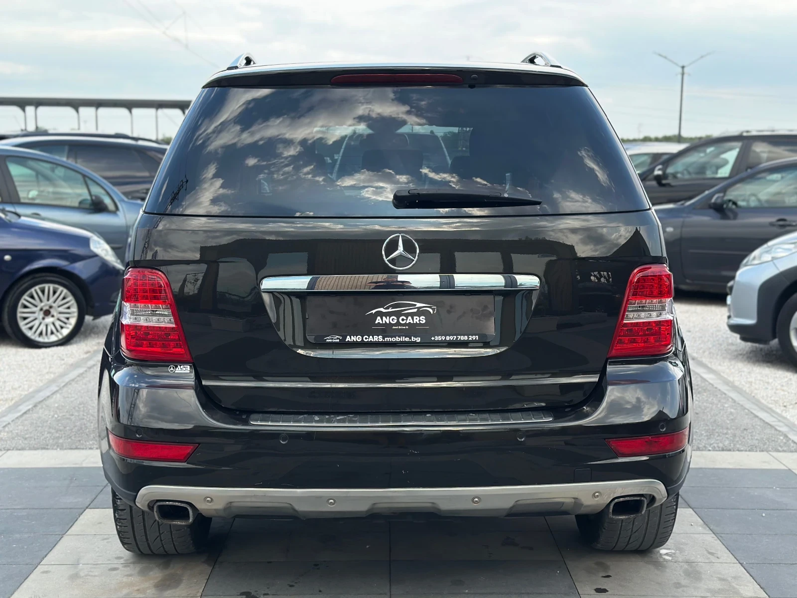 Mercedes-Benz ML 300 * Facelift* 3xTV* СЕРВИЗНА ИСТОРИЯ* ГАРАНЦИЯ*  - изображение 8