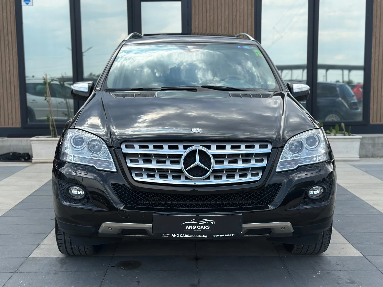 Mercedes-Benz ML 300 * Facelift* 3xTV* СЕРВИЗНА ИСТОРИЯ* ГАРАНЦИЯ*  - изображение 3