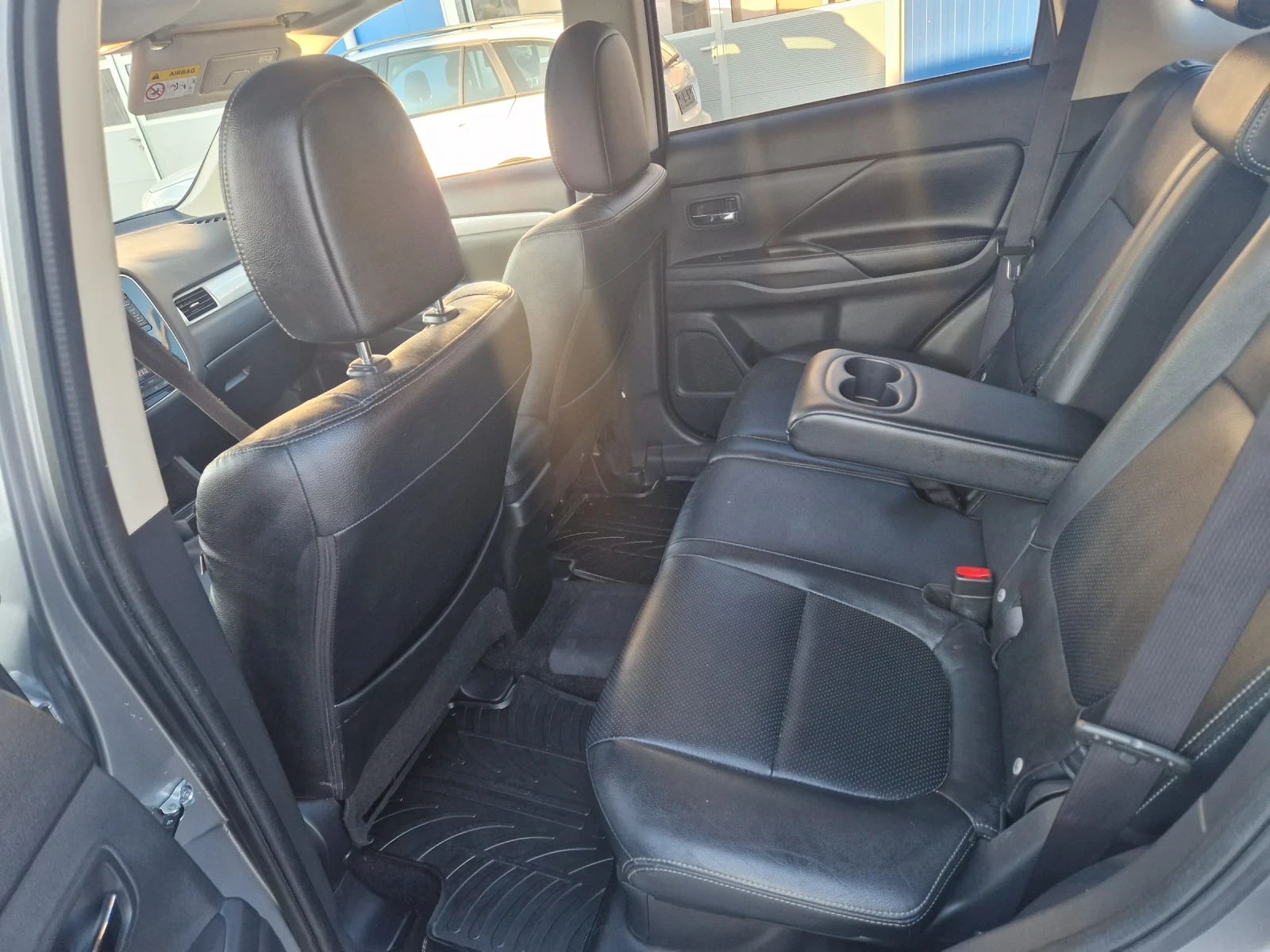 Mitsubishi Outlander 2.0 benzin-PLUG-IN HYBRID, NOV VNOS ITALIA KATO NO | Mobile.bg � ����������� 12