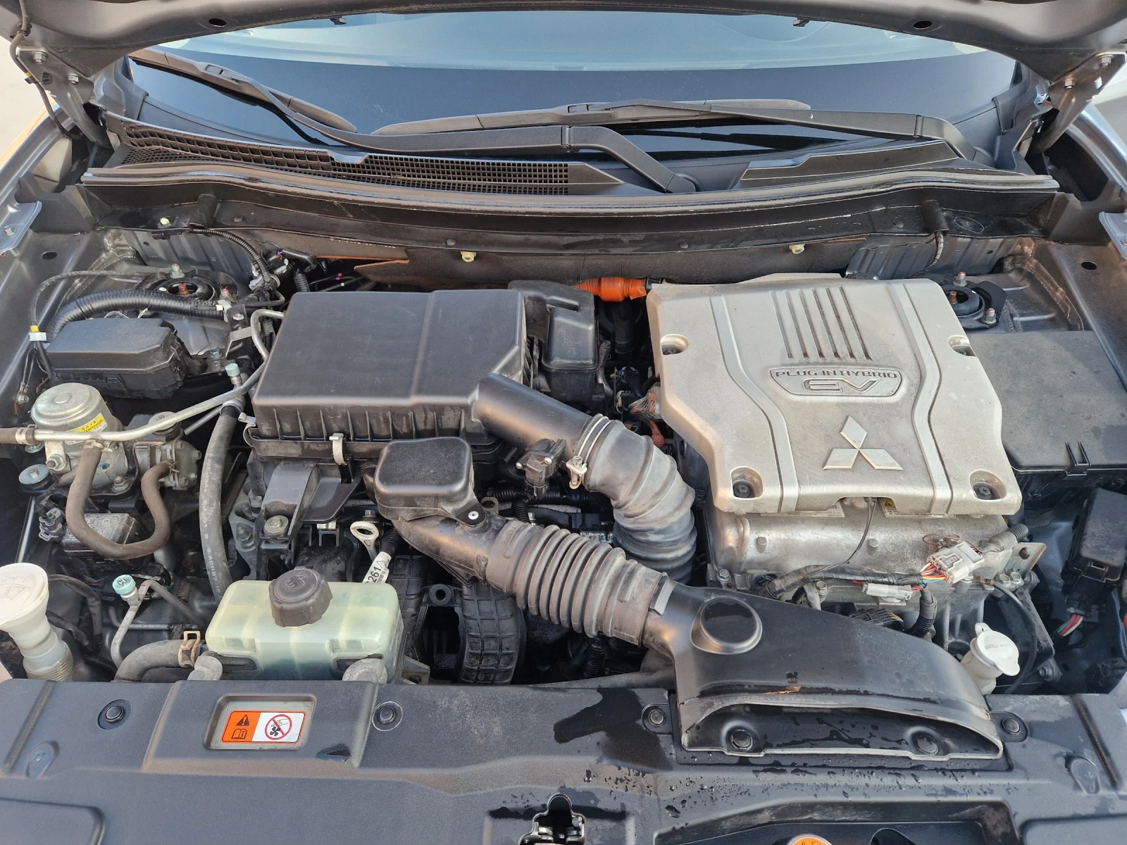 Mitsubishi Outlander 2.0 benzin-PLUG-IN HYBRID, NOV VNOS ITALIA KATO NO | Mobile.bg � ����������� 15