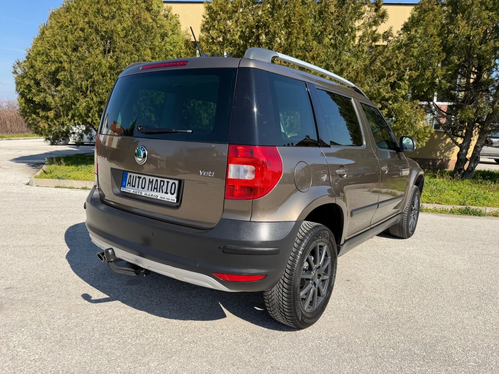 Skoda Yeti 2.0TDI 140к.с. 4х4 FULL ГЕРМАНИЯ, снимка 6 - Автомобили и джипове - 53776215