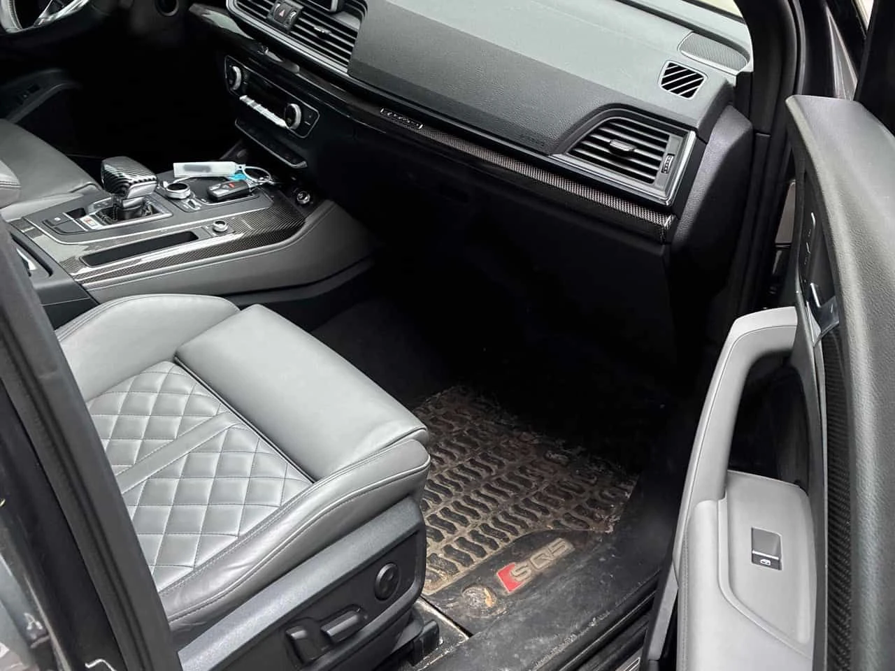 Audi SQ5 | Technik | 360 | ПАНОРАМА | ПОДГРЕВ | CARFAX | , снимка 15 - Автомобили и джипове - 54479917