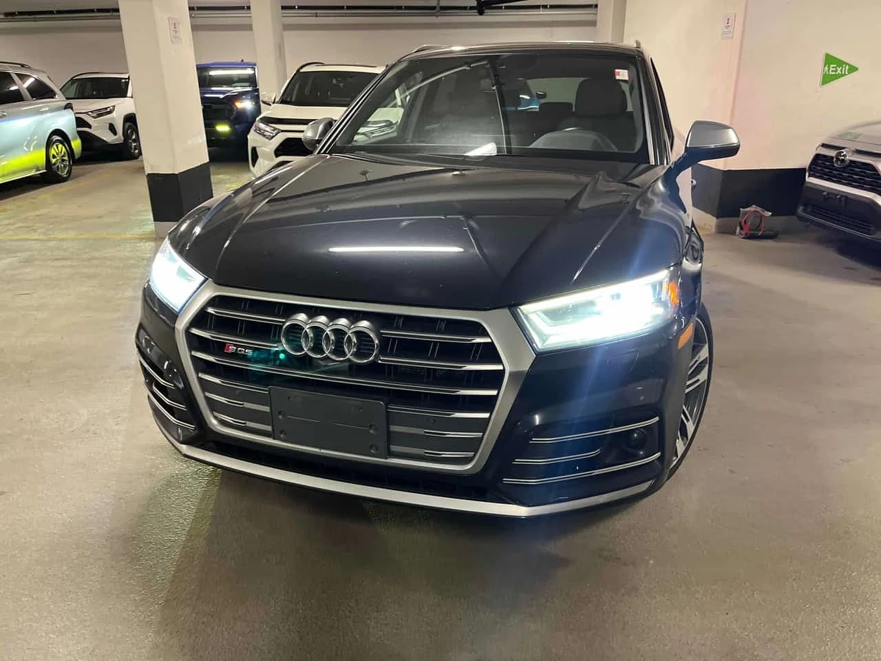 Audi SQ5 * Technik * CARFAX * ЦЕНА ДО БГ, снимка 2 - Автомобили и джипове - 55470747