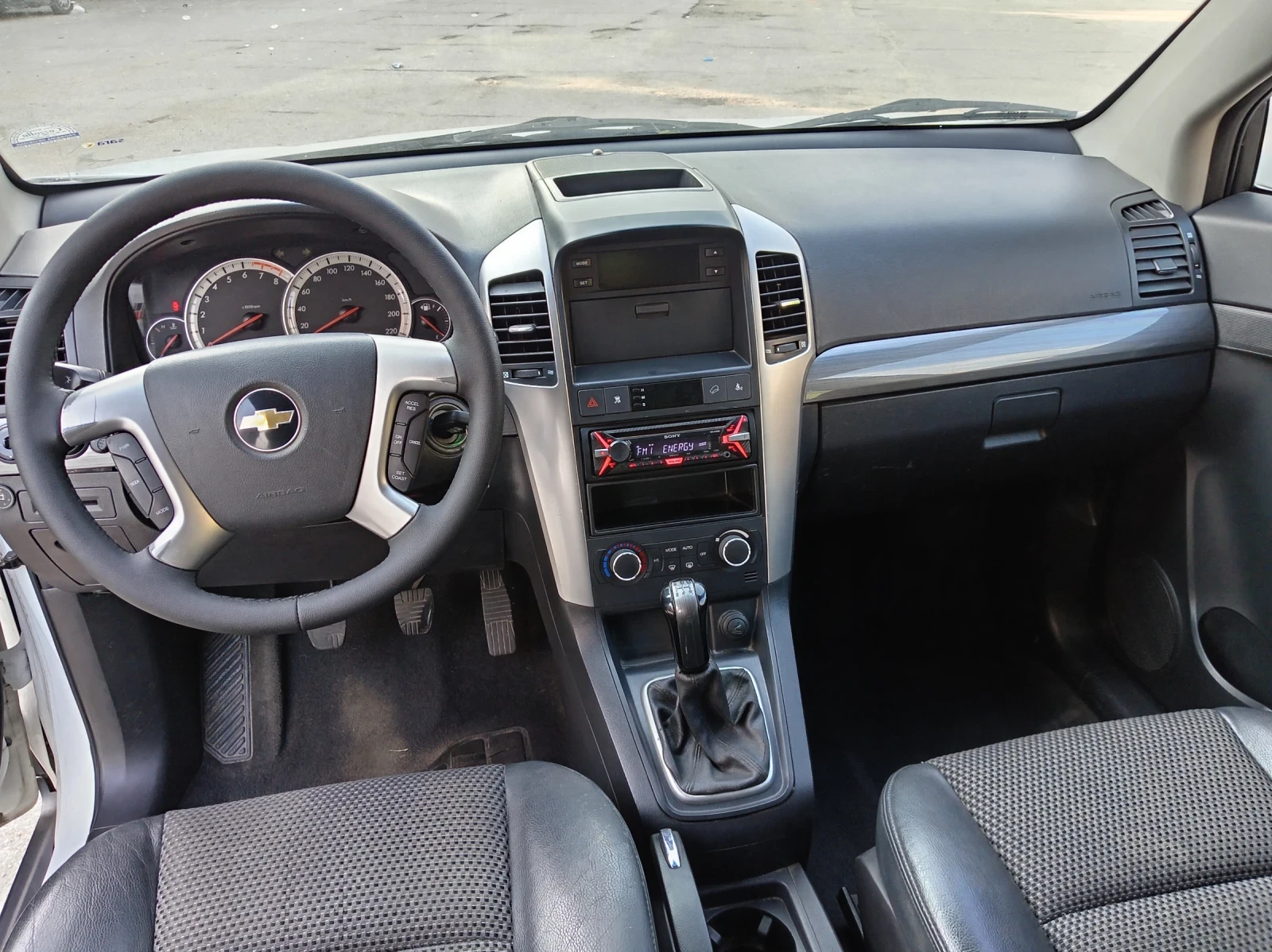 Chevrolet Captiva Газ/бензин, снимка 5 - Автомобили и джипове - 55531003