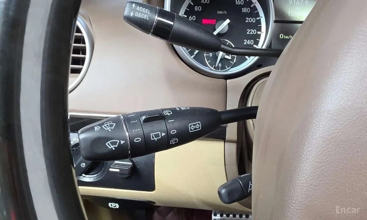 Mercedes-Benz GL * GL550 4MATIC * ЦЕНА ДО БГ, снимка 16 - Автомобили и джипове - 55630122